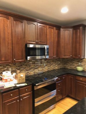Cabinet Refinishing in Bedford, CT (1)